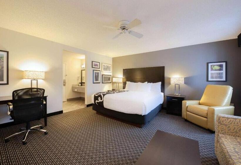 디럭스 스튜디오, La Quinta By Wyndham Cleveland Macedonia
