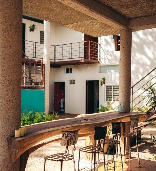 Apartament 2 Sypialnie, Nuiya Hoteles Centro