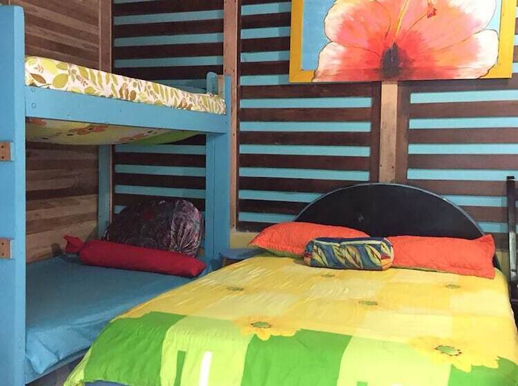 Номер Стандарт, Wood House Hostel