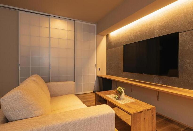 Quarto Estandar, Grand Base Iolani