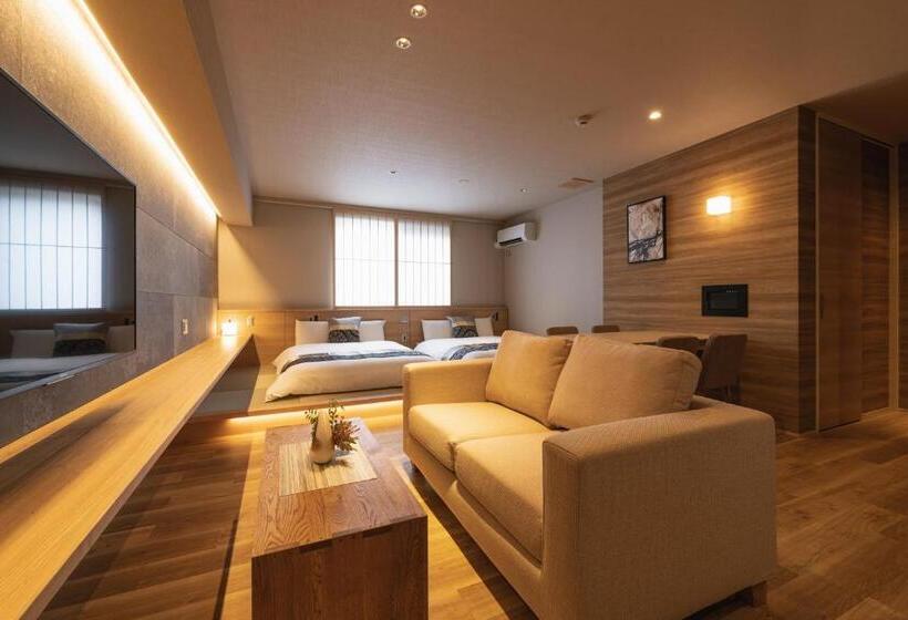 Quarto Estandar, Grand Base Iolani