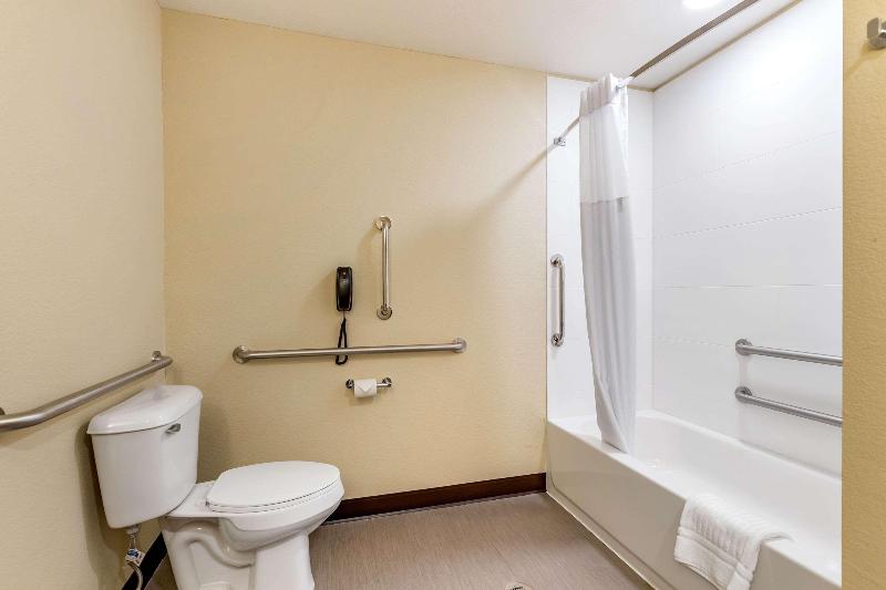 Люкс Кровать Кинг, Comfort Inn & Suites West Des Moines