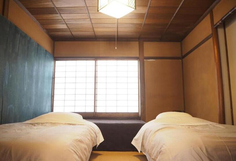 Номер Стандарт Трехместный, Guest House Suetugu