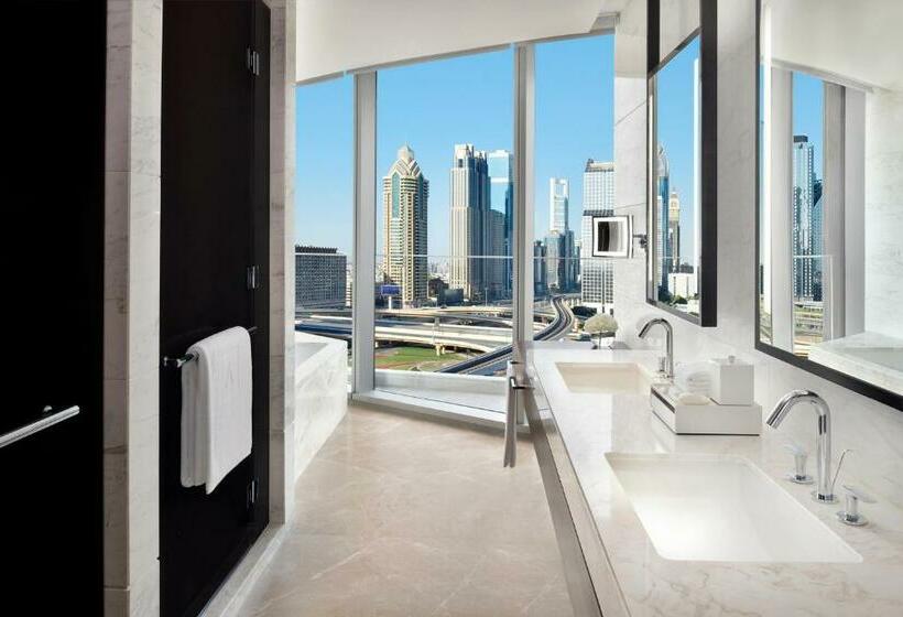 Полулюкс, Address Sky View