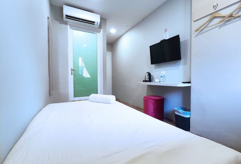 Quarto Estandar Individual, Princess