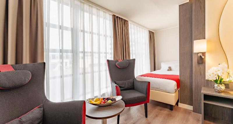 Номер Стандарт, Plaza Premium Den Haag City Center