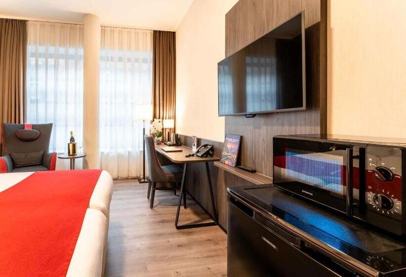 Номер Комфорт, Plaza Premium Den Haag City Center