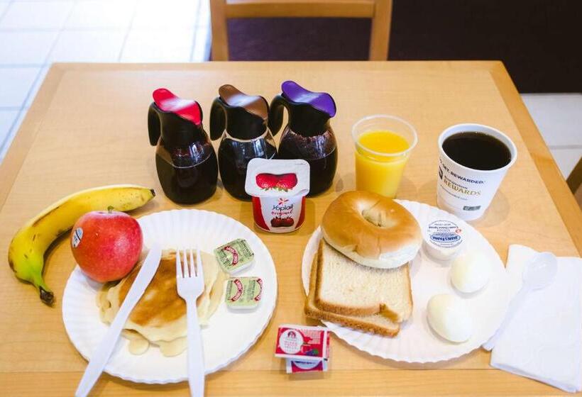 キングサイズベッドのデラックスルーム, Best Western Pearland Inn