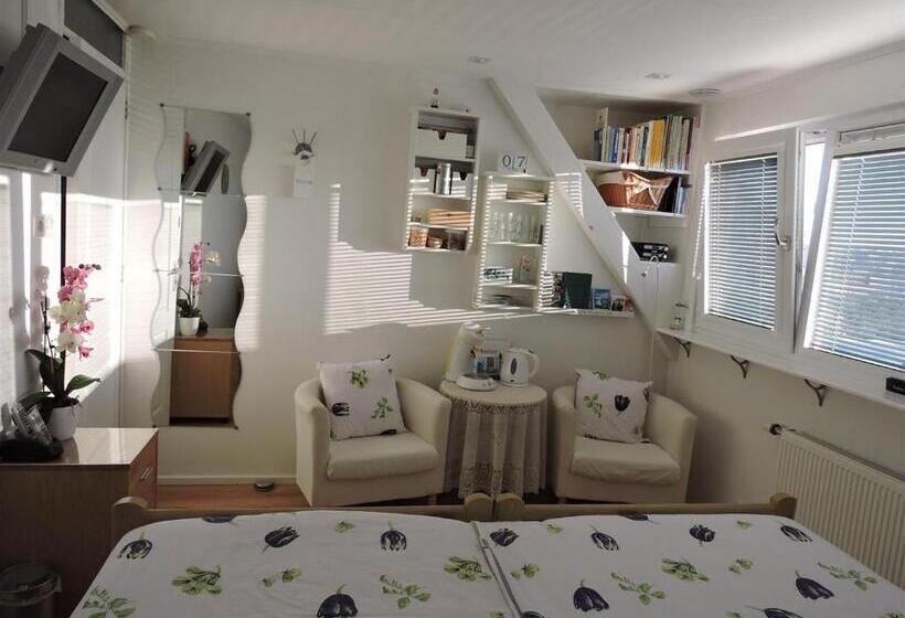 Номер Deluxe, B&b  Four Seasons