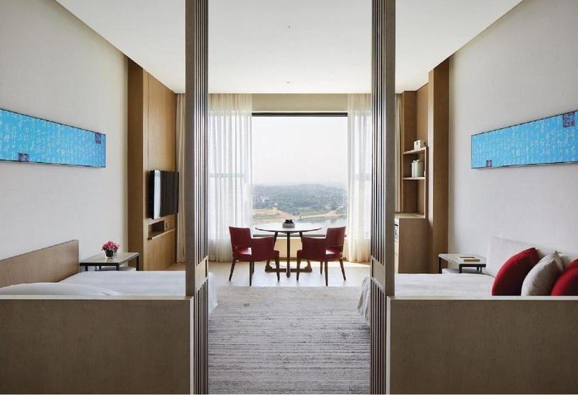 اتاق استاندارد یک نفره با چشم‌انداز رودخانه, Hyatt Regency Zhuzhou