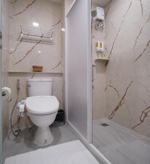 اتاق استاندارد, The Qube Fifty