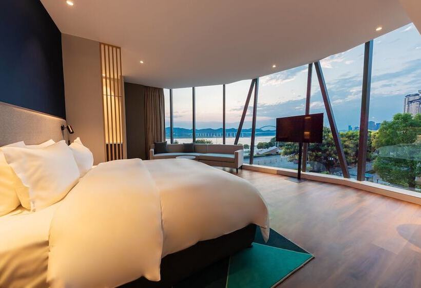Quarto Estandar Cama Casal, Holiday Inn Express Yichang Riverside By Ihg