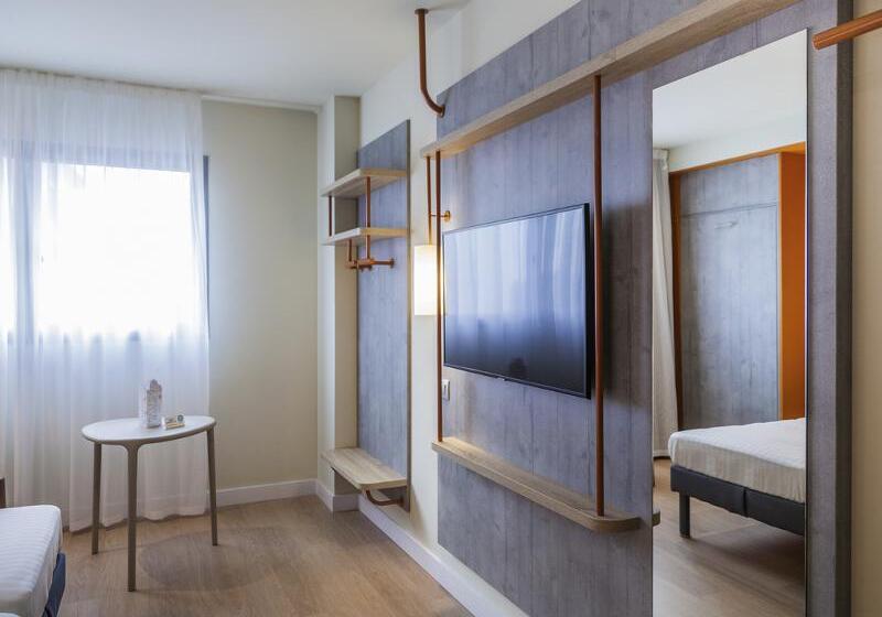 اتاق استاندارد سه نفره, Ibis Budget Huerta De Murcia