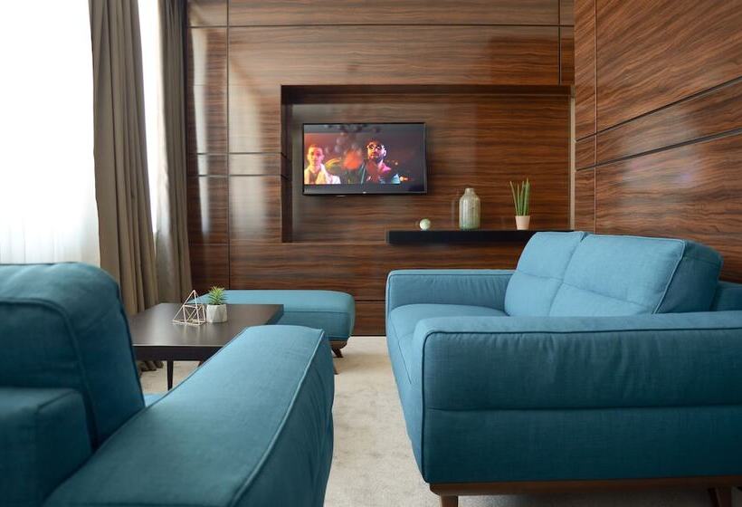 استودیوی لوکس, Nb Hotel&spa