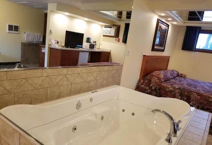 חדר סטנדרט עם מיטת קינג, Black Hawk Motel & Suites