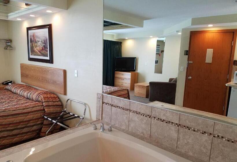 חדר סטנדרט עם מיטת קינג, Black Hawk Motel & Suites