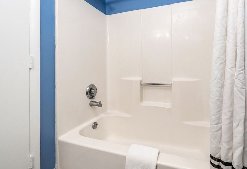 سوئیت با تخت بزرگ, Cayman Suites