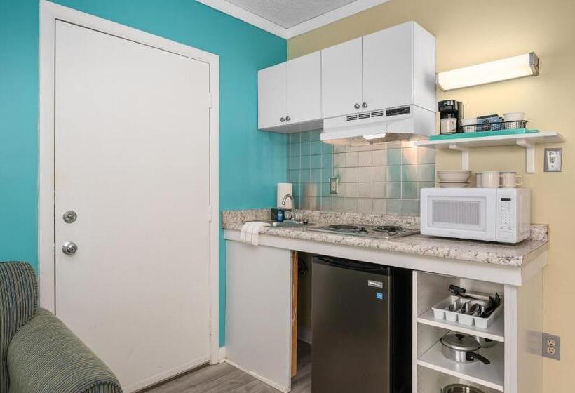 سوییت, Cayman Suites