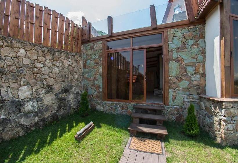 Номер Deluxe, Alpine Castle