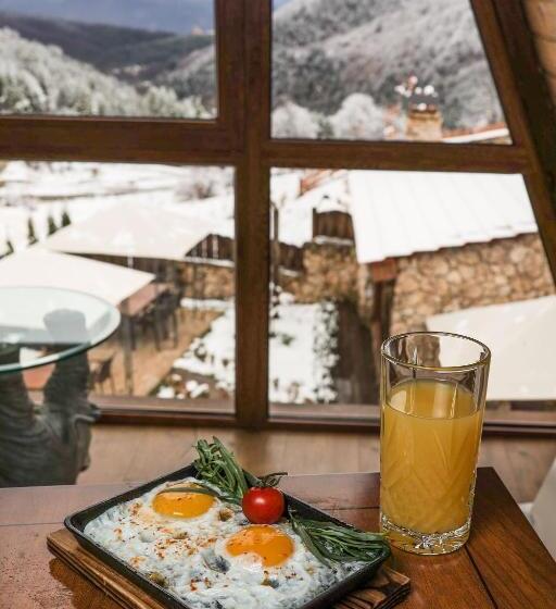 Люкс Вид на Горы, Alpine Castle
