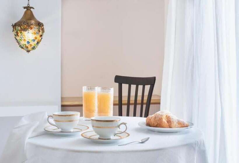 اتاق سوپریور, Relais Carlo Alberto