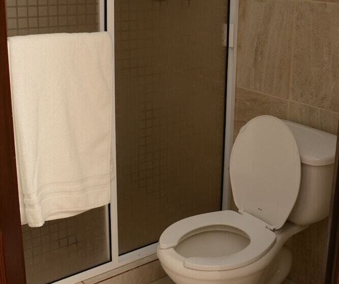 Quarto Estandar, Durazno Inn