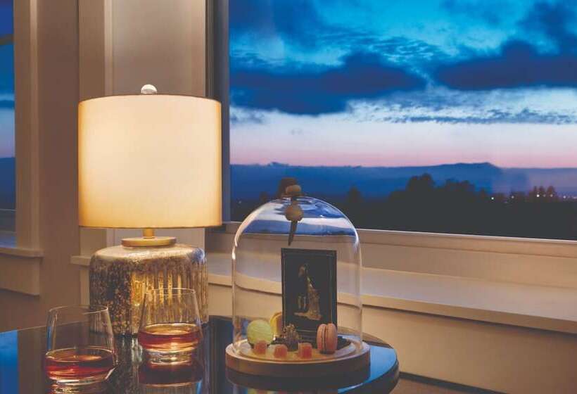 Suite, Claremont Resort & Club