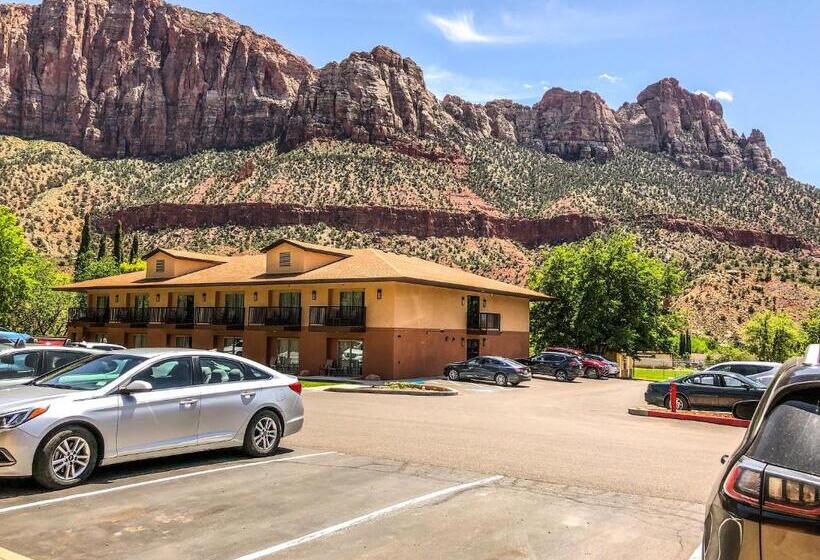 Стандартный Номер Кровать Кинг, Bumbleberry Inn