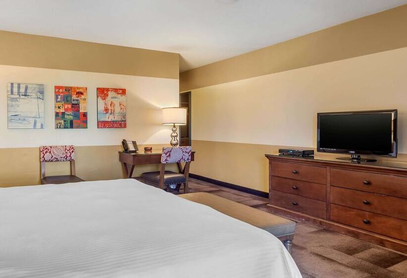 Люкс, Carlton Oaks Lodge, Ascend Hotel Collection