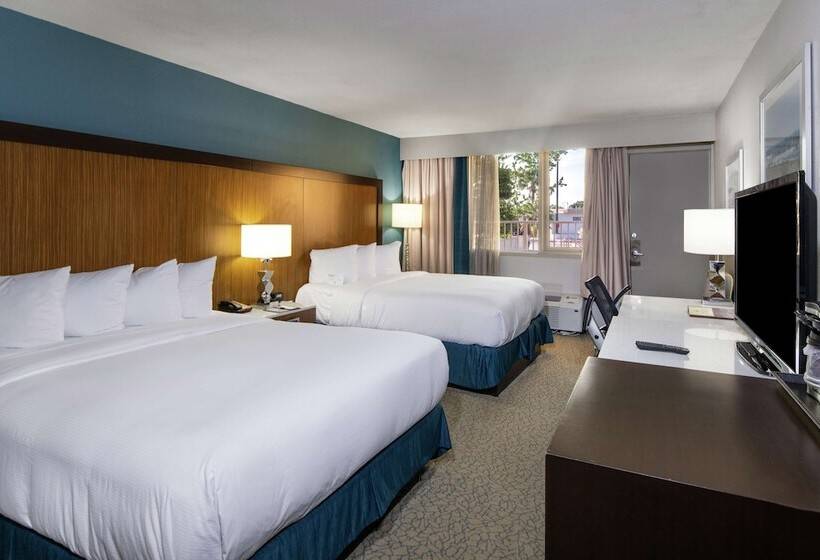 스탠다드 룸 더블 침대 2개, Doubletree By Hilton Hotel Jacksonville Airport