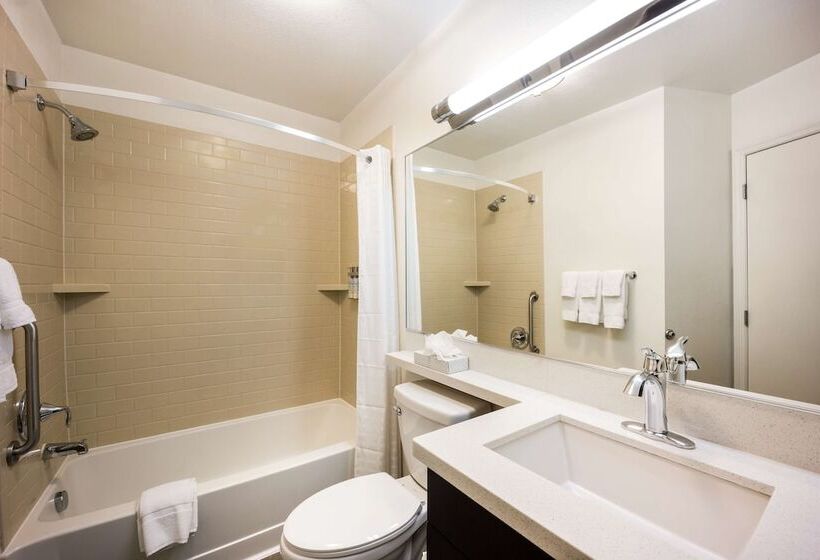 스위트, Sonesta Simply Suites Austin The Domain Area