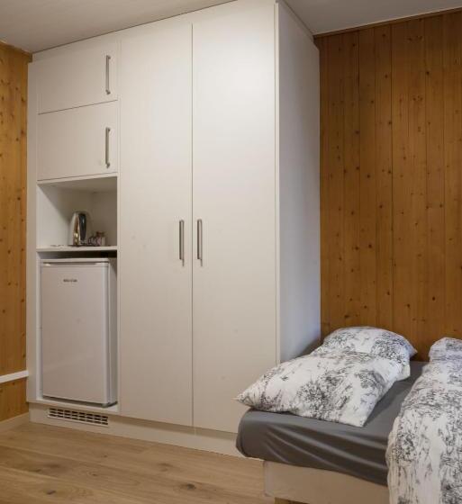 Номер Стандарт, Hôtel Du Cheval Blanc