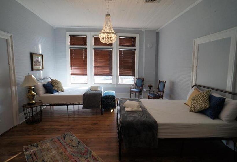 Номер Стандарт Четырехместный Совместный Санузел, Hostel Auberge Clarksdale