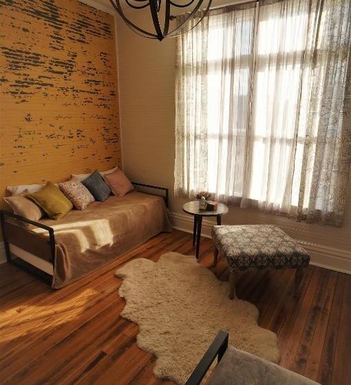 标准四人间共用浴室, Hostel Auberge Clarksdale