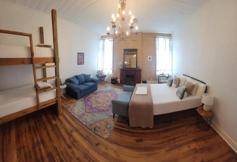 Четырехместный Номер Стандарт, Hostel Auberge Clarksdale