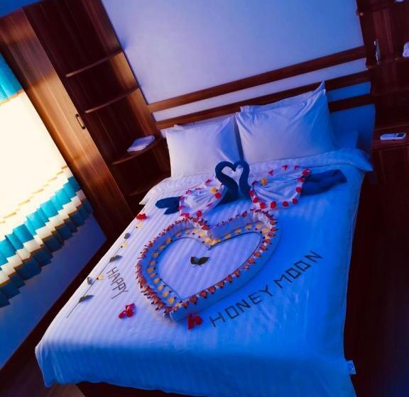 اتاق لوکس, Hudhuvelimaldives