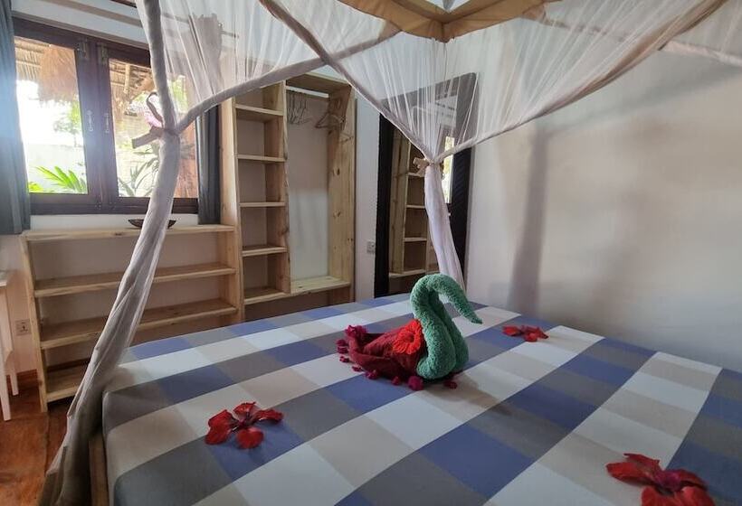 Трежместный Номер Economy, Salama & Mbuyuni Bungalows