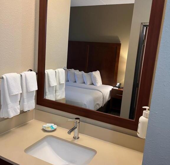 Стандартный Номер Кровать Кинг, Wingate By Wyndham Pittsburgh West Mifflin