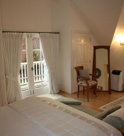 Люкс с Балконом, Paheke Boutique Lodge