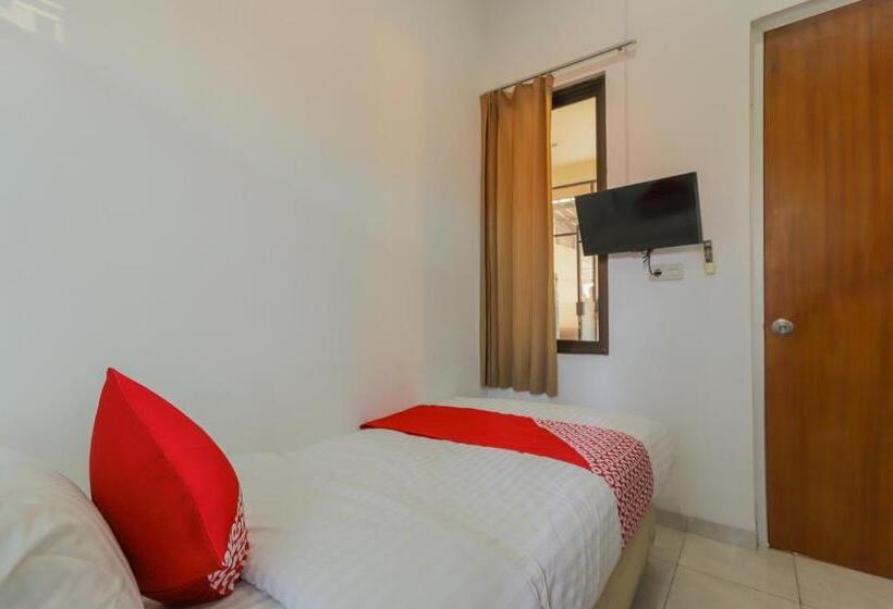 Quarto Estandar Individual, Oyo 866 Idola Residence