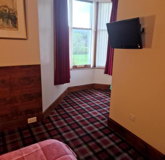 Quarto Estandar Vista Montanha, Creag Meggan