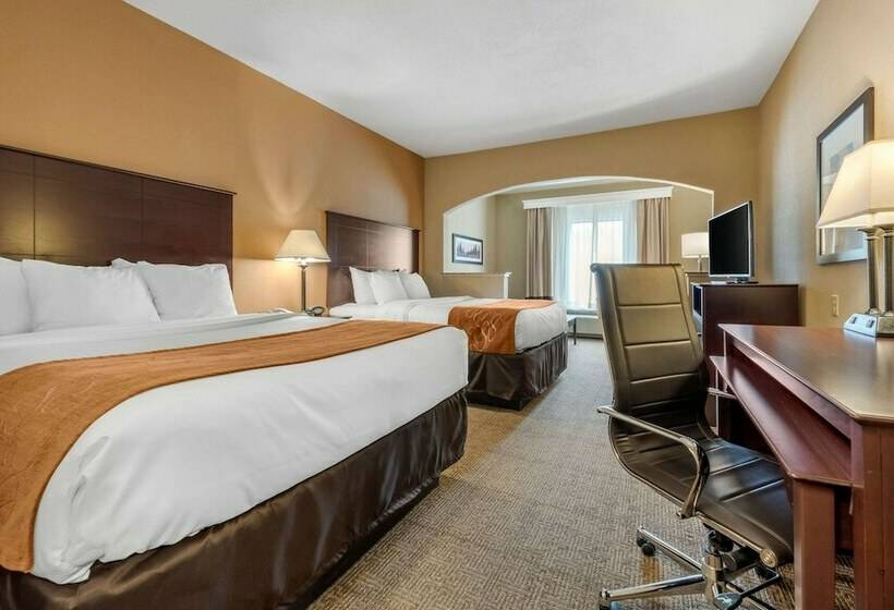 スイート, Comfort Suites Near Route 66