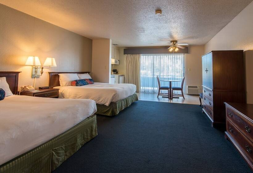 Standaardkamer met 2 Tweepersoonsbedden, Coral Reef Inn & Condo Suites