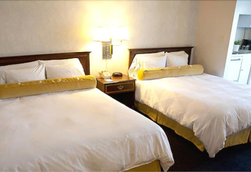 Standaardkamer met 2 Tweepersoonsbedden, Coral Reef Inn & Condo Suites