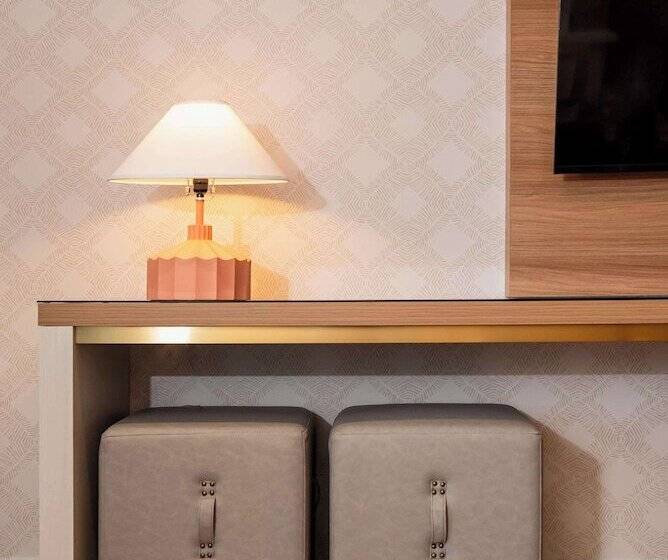 带大床的套房, The Bentley Hotel Southampton
