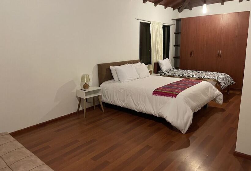 Четырехместный Номер Стандарт, Quito Airport Suites Hotel