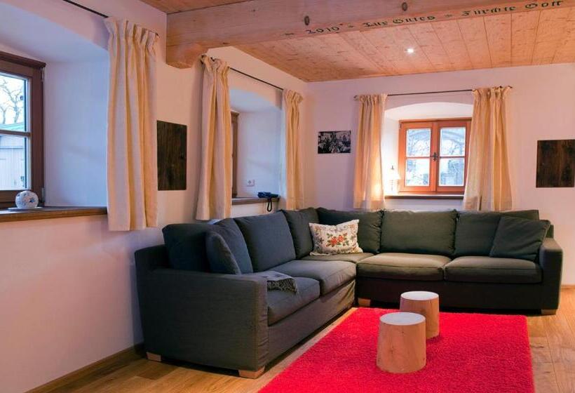 Апартаменты 2 Спальни, Marchlhof