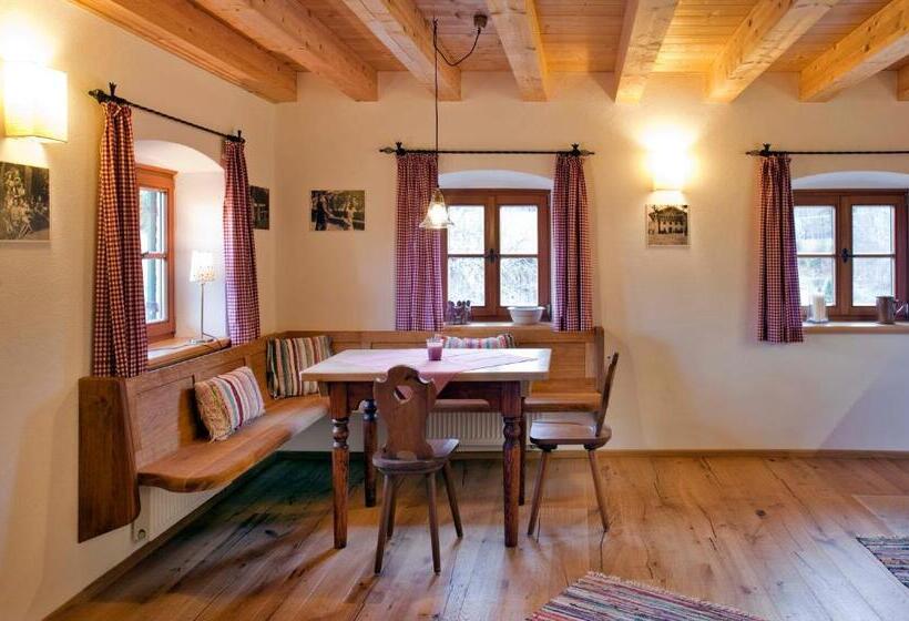 Апартаменты 2 Спальни, Marchlhof