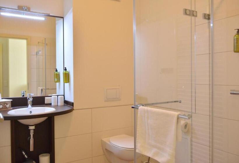 Номер Basic, Albergo Toscana