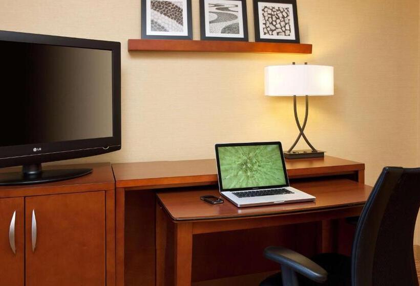 Люкс Кровать Кинг, Sonesta Select Boston Danvers